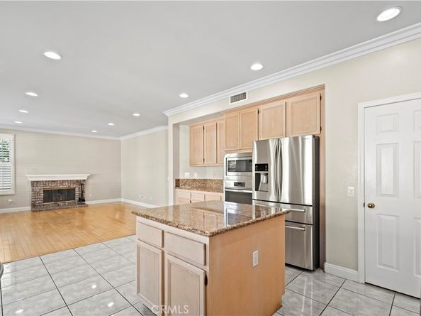 11 Pienza, Irvine CA 92606