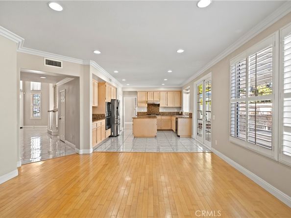 11 Pienza, Irvine CA 92606