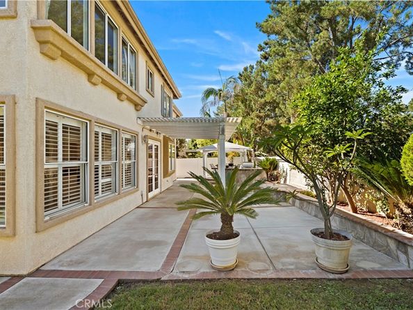 11 Pienza, Irvine CA 92606