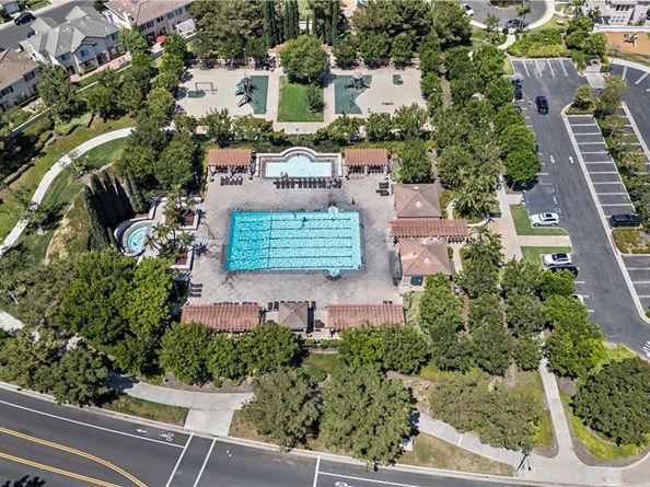 11 Pienza, Irvine CA 92606