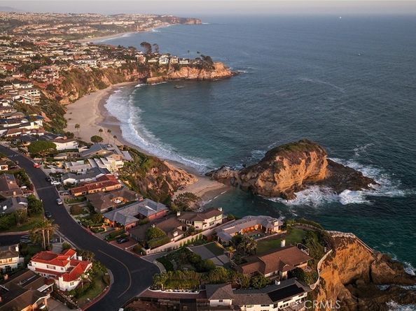 3 N La Senda, Laguna Beach CA 92651