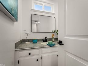 1872 Parkview Circle, Costa Mesa CA 92627
