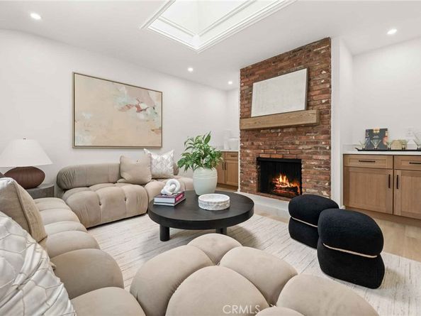 11408 Waterford Street, Los Angeles CA 90049