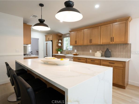 11408 Waterford Street, Los Angeles CA 90049