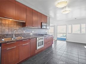 7027 Macapa, Hollywood Hills East CA 90068