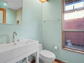 7027 Macapa, Hollywood Hills East CA 90068