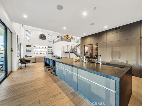 20431 W Windsor Lane, Porter Ranch CA 91326