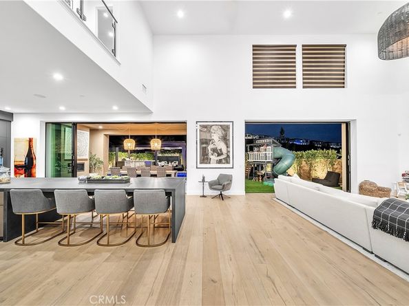 20431 W Windsor Lane, Porter Ranch CA 91326