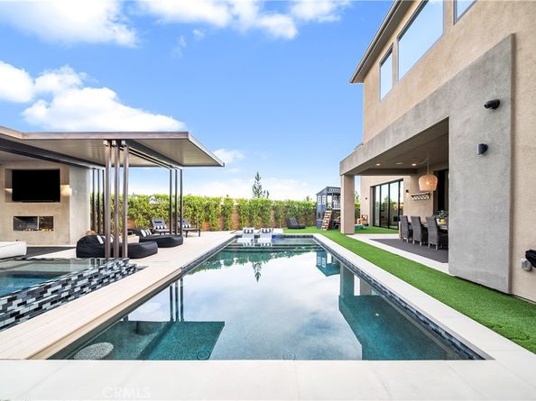 20431 W Windsor Lane, Porter Ranch CA 91326