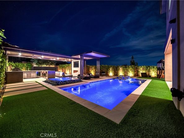 20431 W Windsor Lane, Porter Ranch CA 91326