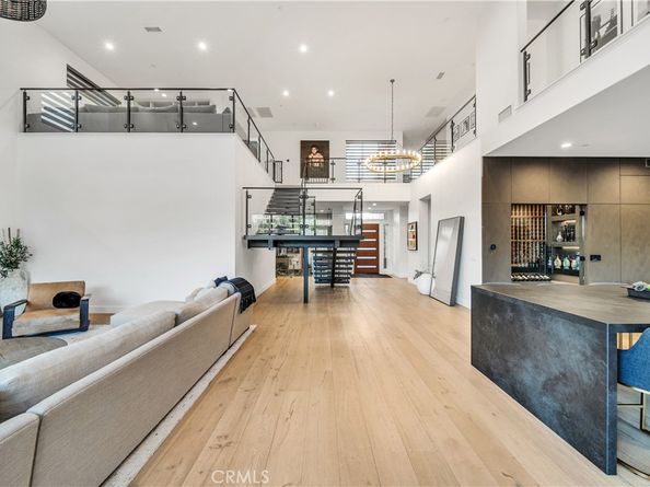 20431 W Windsor Lane, Porter Ranch CA 91326