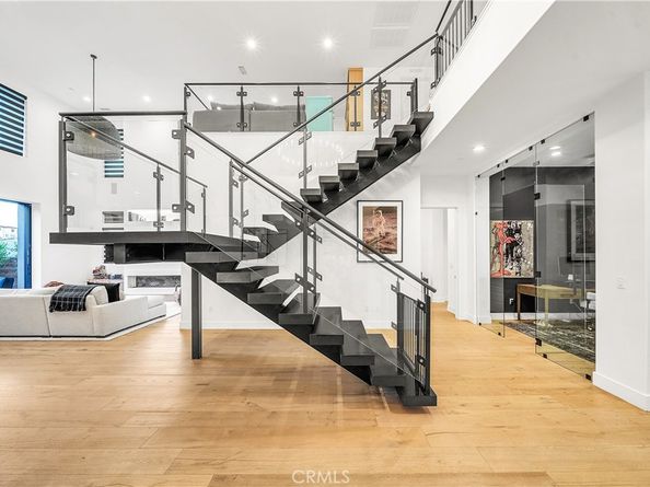 20431 W Windsor Lane, Porter Ranch CA 91326