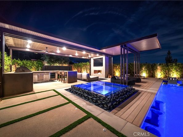 20431 W Windsor Lane, Porter Ranch CA 91326