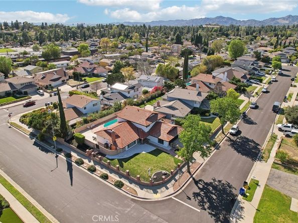 19040 Celtic Street, Porter Ranch CA 91326