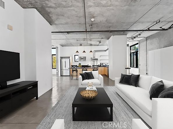 835 Locust Avenue 322, Long Beach CA 90813