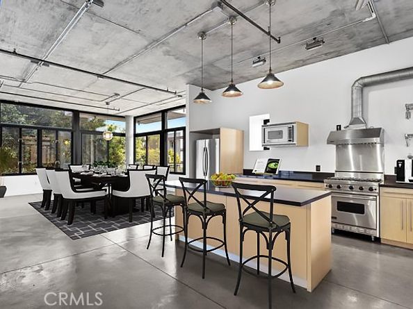 835 Locust Avenue 322, Long Beach CA 90813