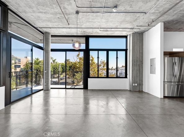 835 Locust Avenue 322, Long Beach CA 90813