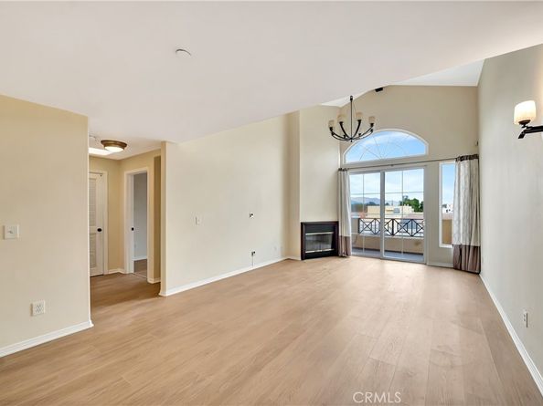 4400 Cartwright Avenue 303, Toluca Lake CA 91602