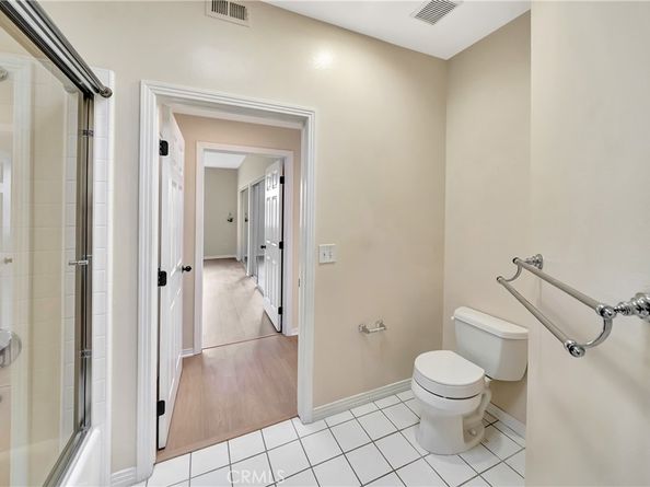 4400 Cartwright Avenue 303, Toluca Lake CA 91602