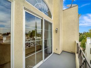 4400 Cartwright Avenue 303, Toluca Lake CA 91602