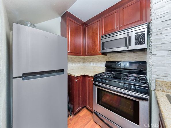 5515 Canoga Avenue 305, Woodland Hills CA 91367