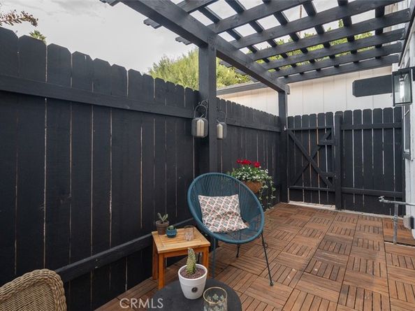 28916 Valley Heights, Agoura Hills CA 91301