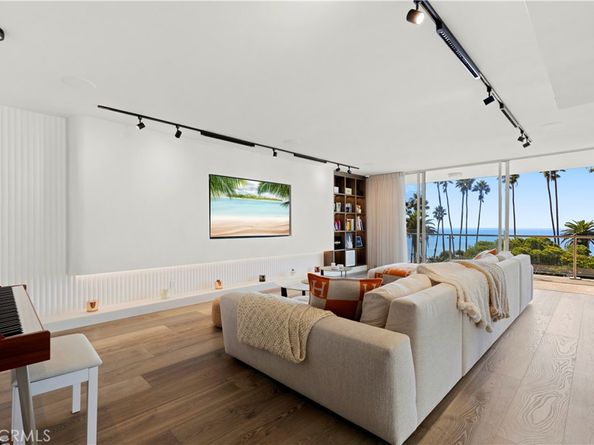 535 Ocean Avenue 6A, Santa Monica CA 90402