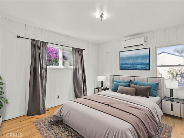 16731 Victory Boulevard, Van Nuys CA 91406