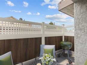 19540 Sherman Way 602, Reseda CA 91335