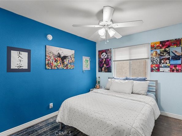 19540 Sherman Way 602, Reseda CA 91335