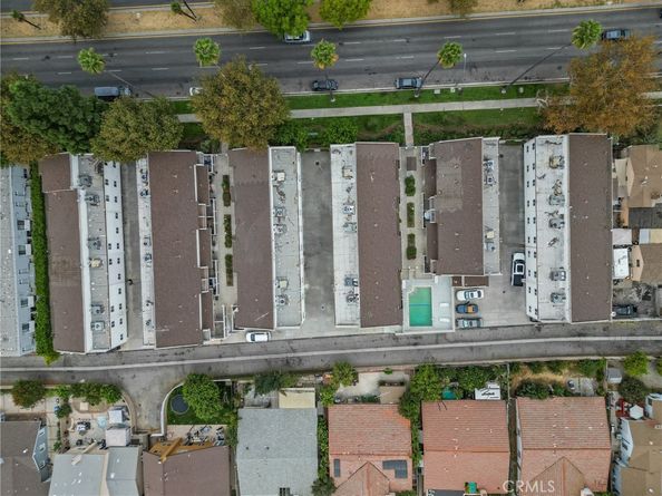 19540 Sherman Way 602, Reseda CA 91335