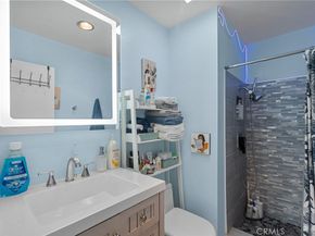 19540 Sherman Way 602, Reseda CA 91335