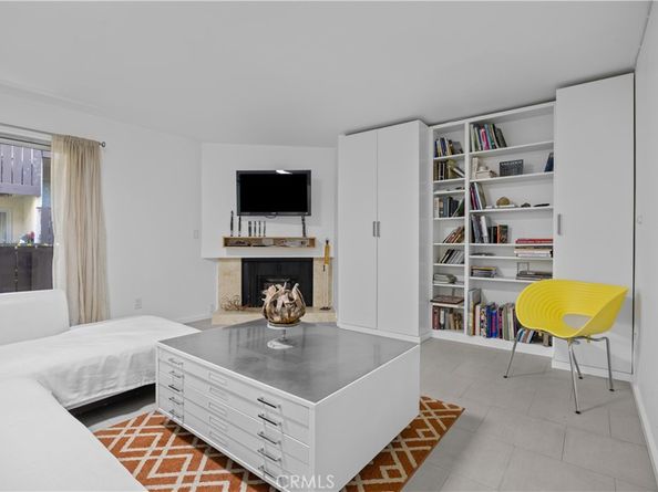 14960 Victory Boulevard 102, Van Nuys CA 91411