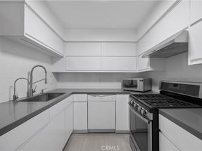 14960 Victory Boulevard 102, Van Nuys CA 91411