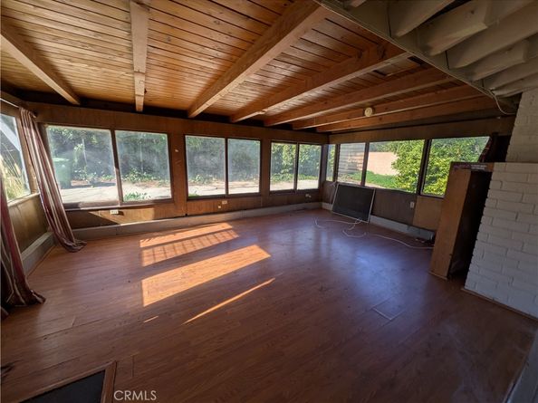 8401 Cozycroft, Winnetka CA 91306