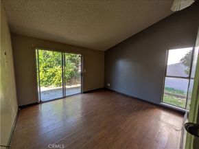 8401 Cozycroft, Winnetka CA 91306