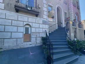 502 S Westlake Avenue, Los Angeles CA 90057