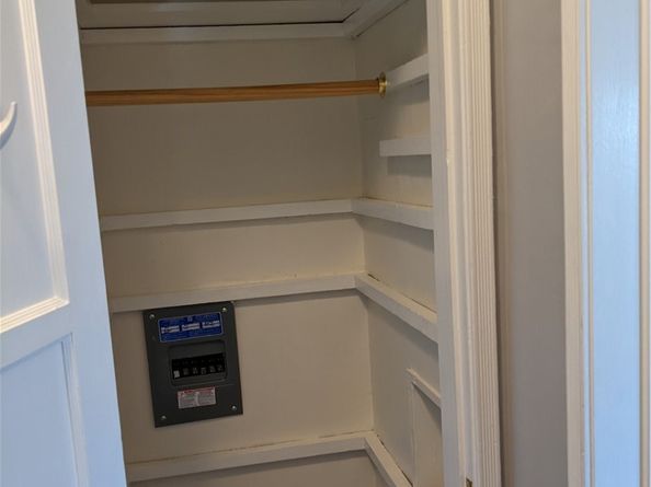 10945 Hesby, North Hollywood CA 91601