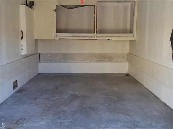 10945 Hesby, North Hollywood CA 91601