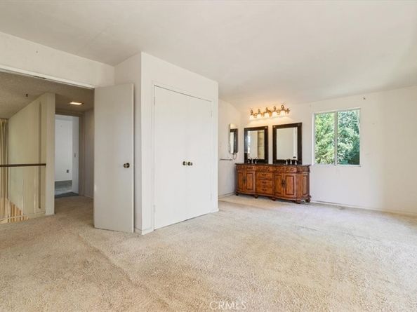 19259 Ludlow St., Porter Ranch CA 91326