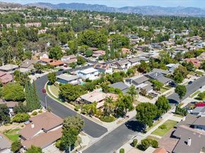 19259 Ludlow St., Porter Ranch CA 91326