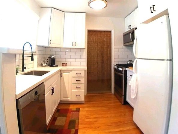 4131 Perlita Avenue B, Los Angeles CA 90039