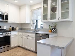 21241 Lassen Street 1, Chatsworth CA 91311