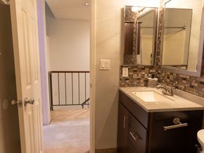 21241 Lassen Street 1, Chatsworth CA 91311