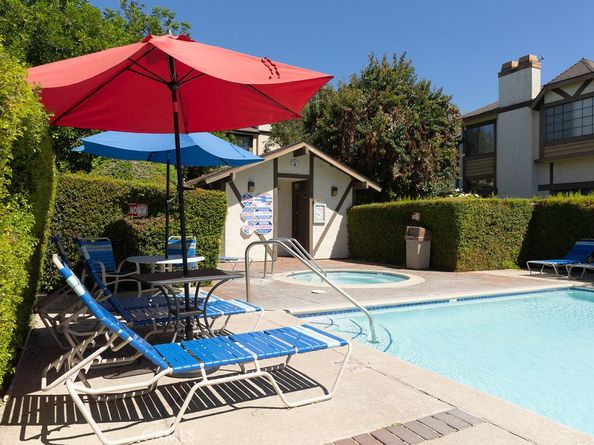 21241 Lassen Street 1, Chatsworth CA 91311