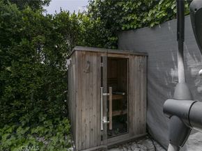 7737 Ethel Avenue, North Hollywood CA 91605