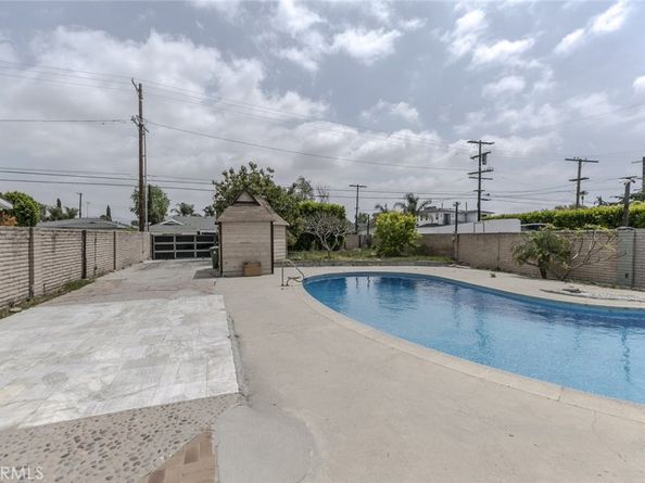 7737 Ethel Avenue, North Hollywood CA 91605