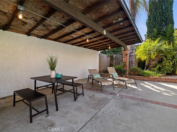 4115 Laurelgrove Avenue, Studio City CA 91604
