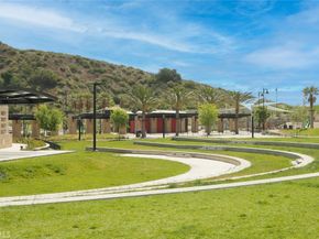 20568 Edgewood, Chatsworth CA 91311