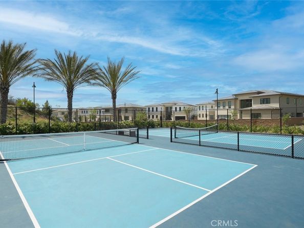 20568 Edgewood, Chatsworth CA 91311